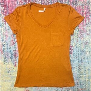 Tresics Women's Short Sleeve V-Neck Tee - Burnt Orange